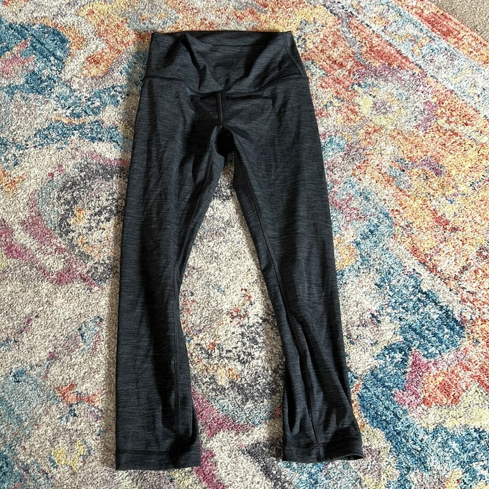 gray cropped ‘23 lululemon leggings